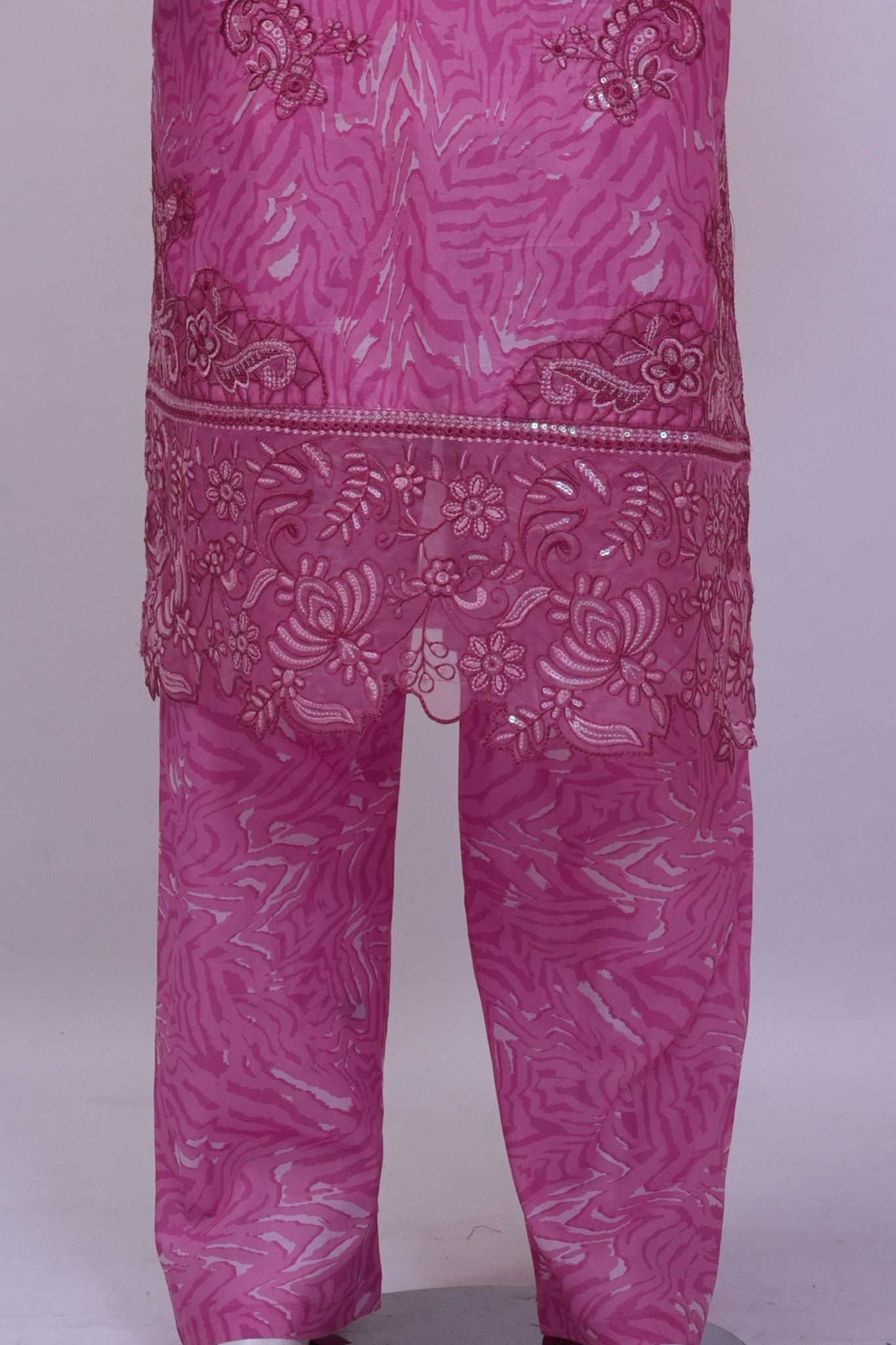 Bubblegum Pink Marble Embroidered 3-Piece Stitched Suit