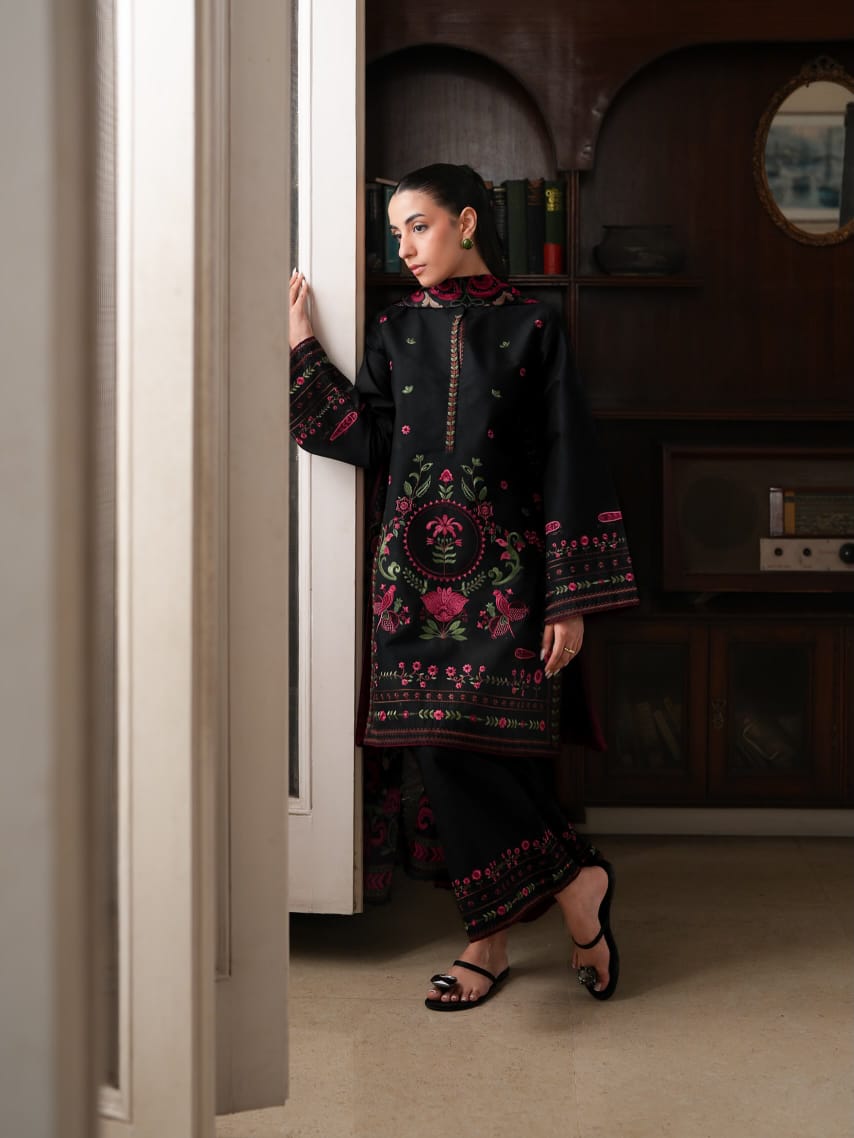 Gul-e-Siyah (3-Piece Embroidered Premium Cotton Suit)