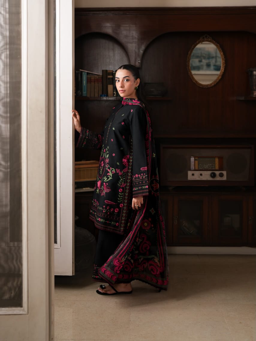 Gul-e-Siyah (3-Piece Embroidered Premium Cotton Suit)
